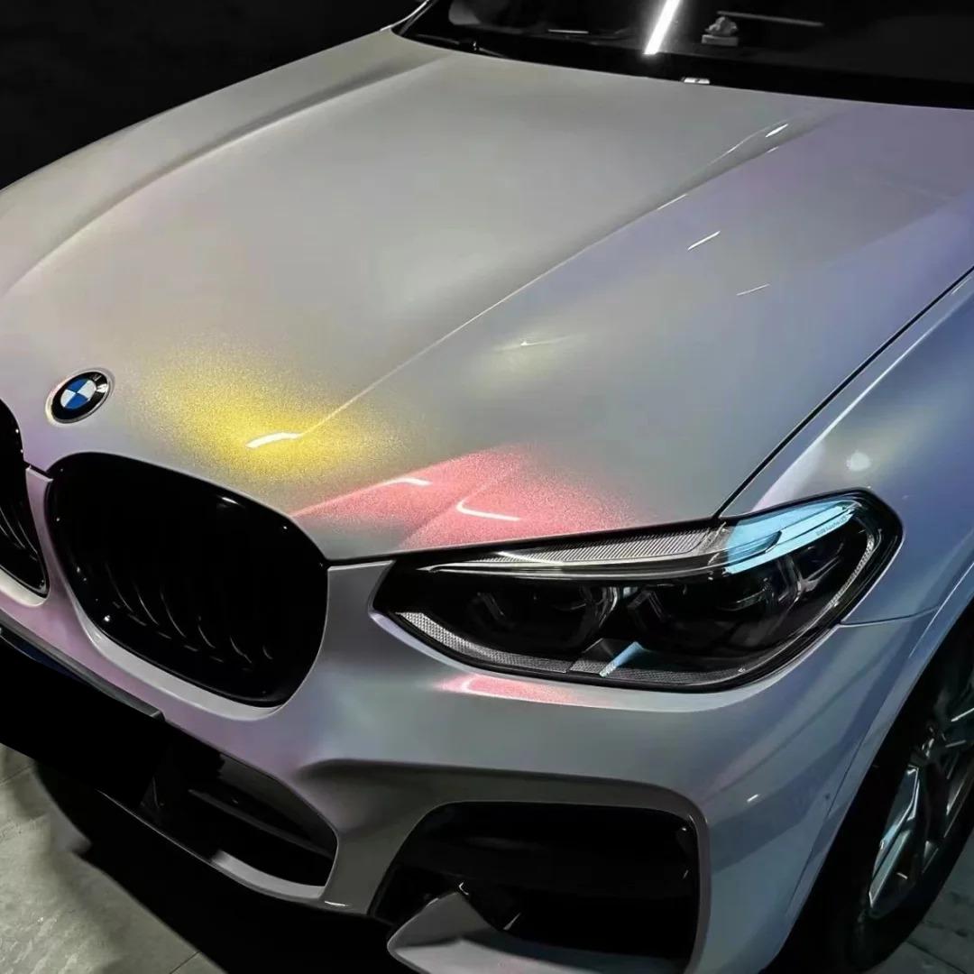 Flawless glass-like finish of ALUKOCARWRAP gloss starry car wrap, showcasing zero orange-peel PET liner technology.