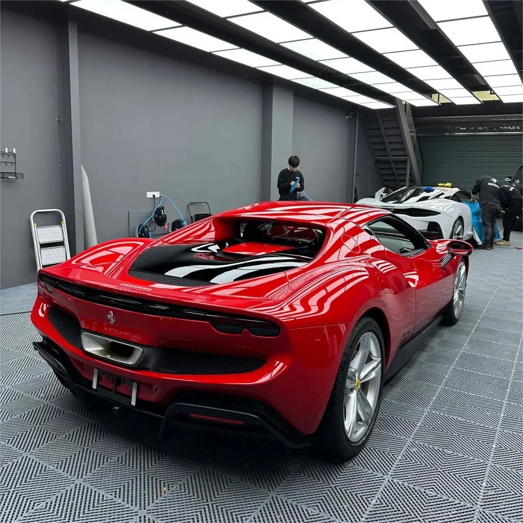 Gloss Ferrari Red Car Vinyl Wrap PET