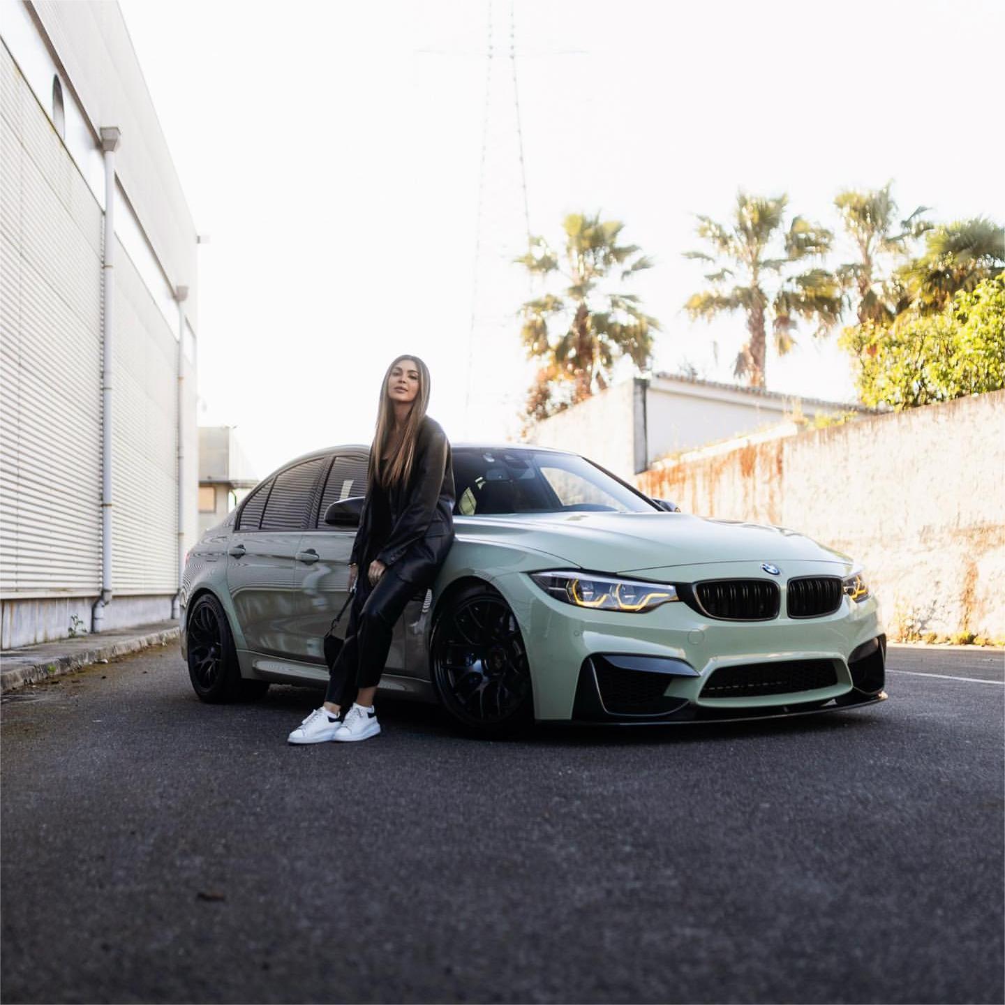 Gloss Light Khaki Green Car Vinyl Wrap