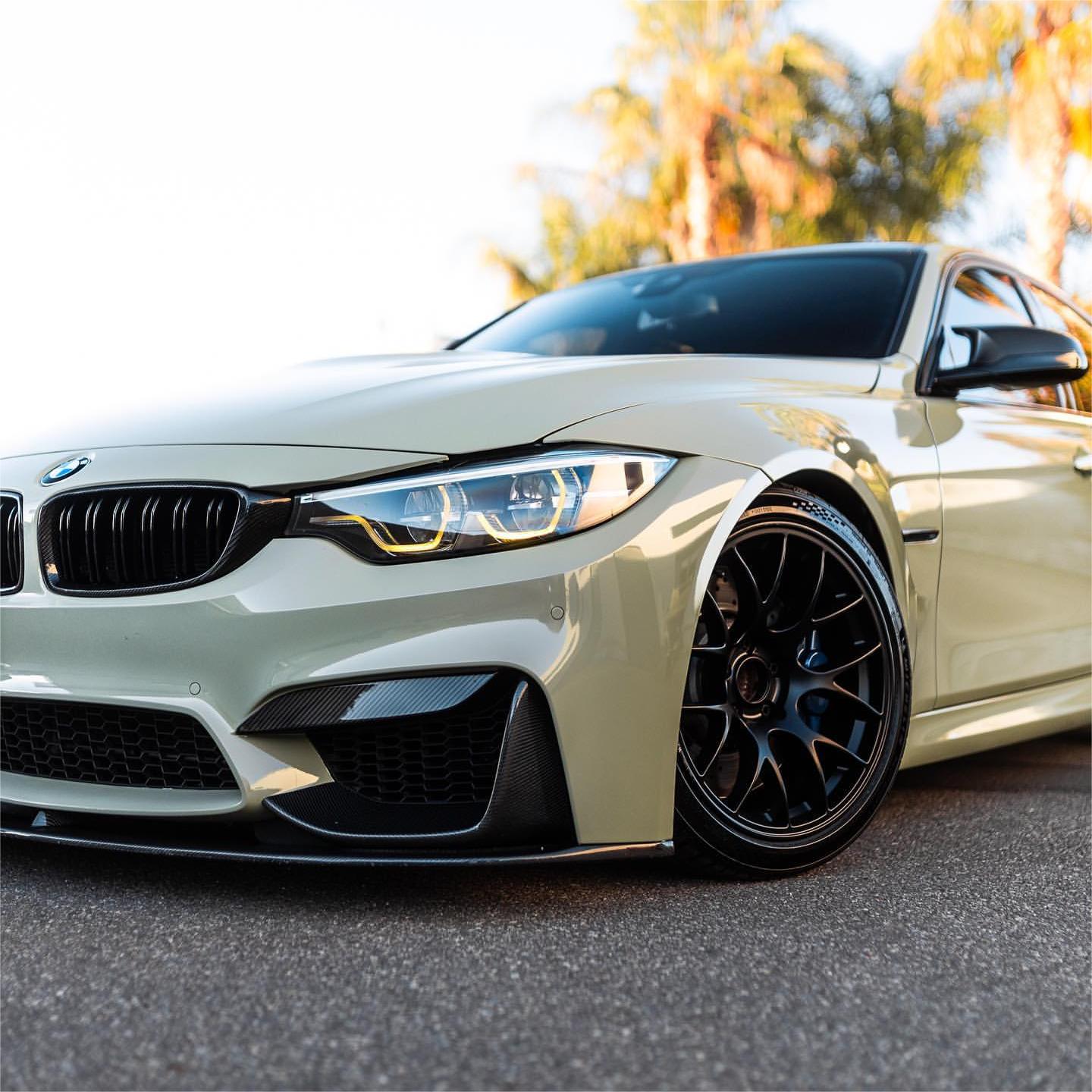 Gloss Light Khaki Green Car Vinyl Wrap