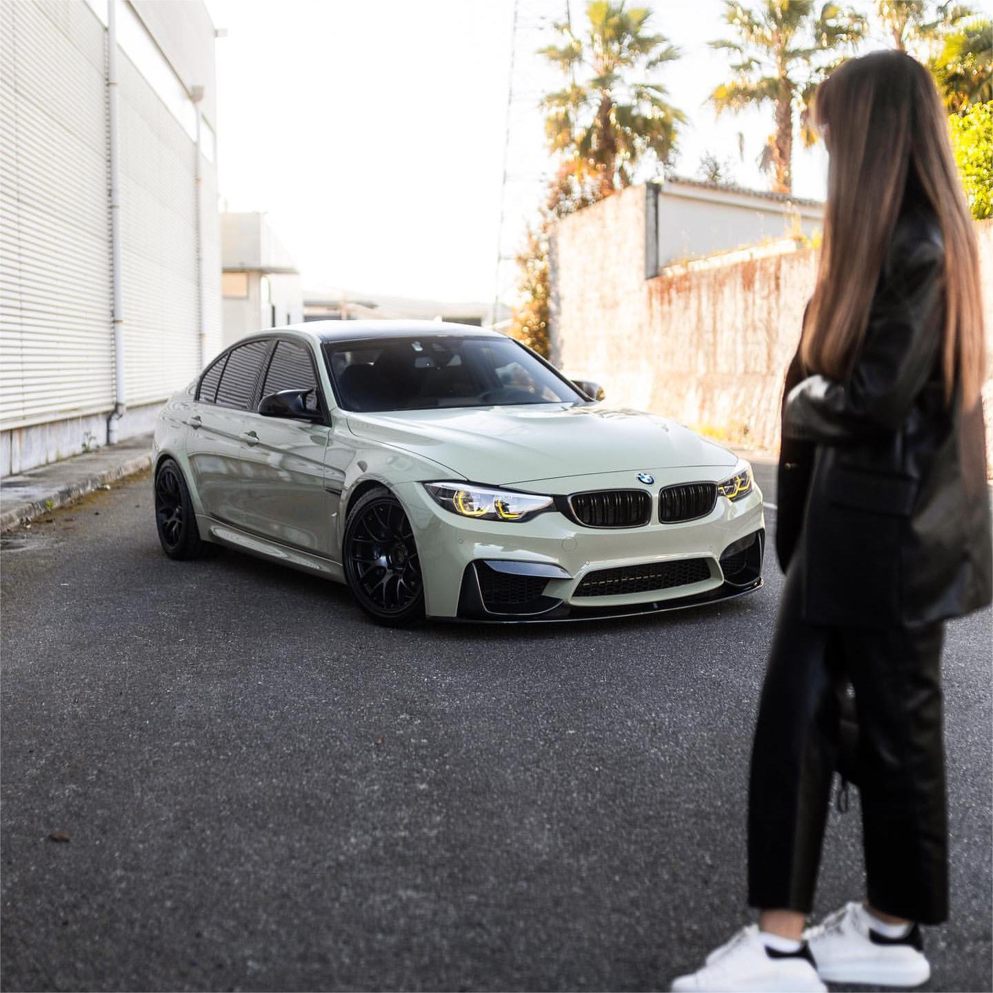 Gloss Light Khaki Green Car Vinyl Wrap