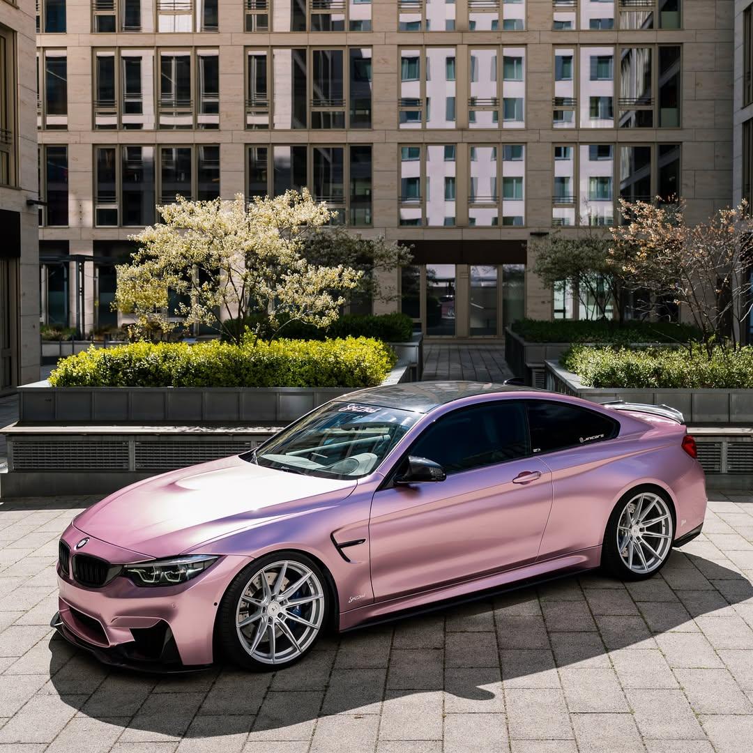 Gloss Metallic Passion Pink Car Vinyl Wrap PET