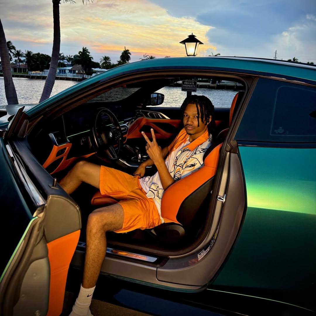 Matte Metallic Emerald Green Car Vinyl Wrap