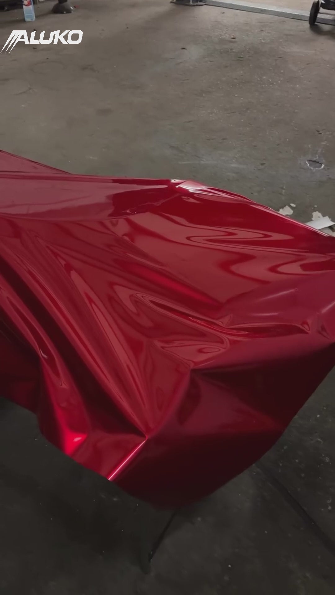 Ultra Glossy Metallic Vampire Red Car Vinyl Wrap BMW PET