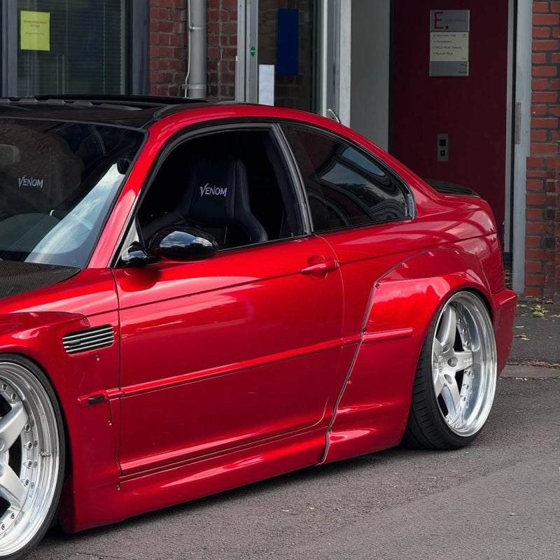 Ultra Glossy Metallic Vampire Red Car Vinyl Wrap BMW PET